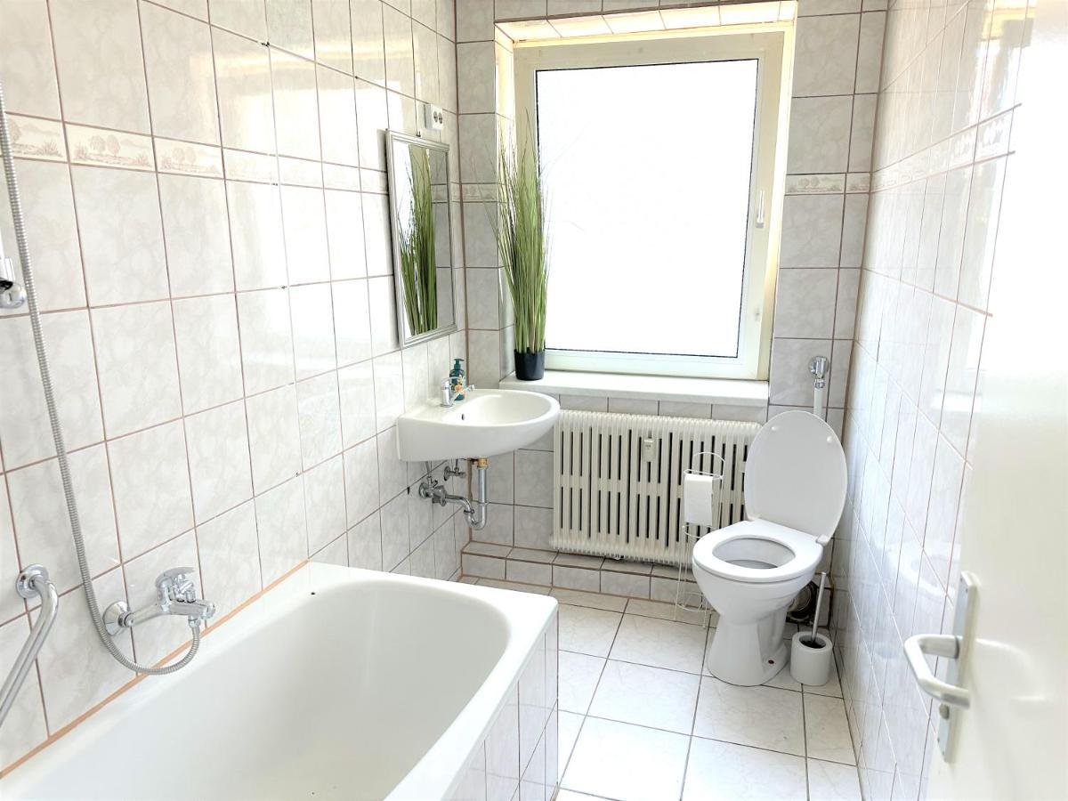 Theox Apartment No 8 - 90Qm Mit 2 Schlafzimmern Und 5 Betten Duisburg Exteriör bild