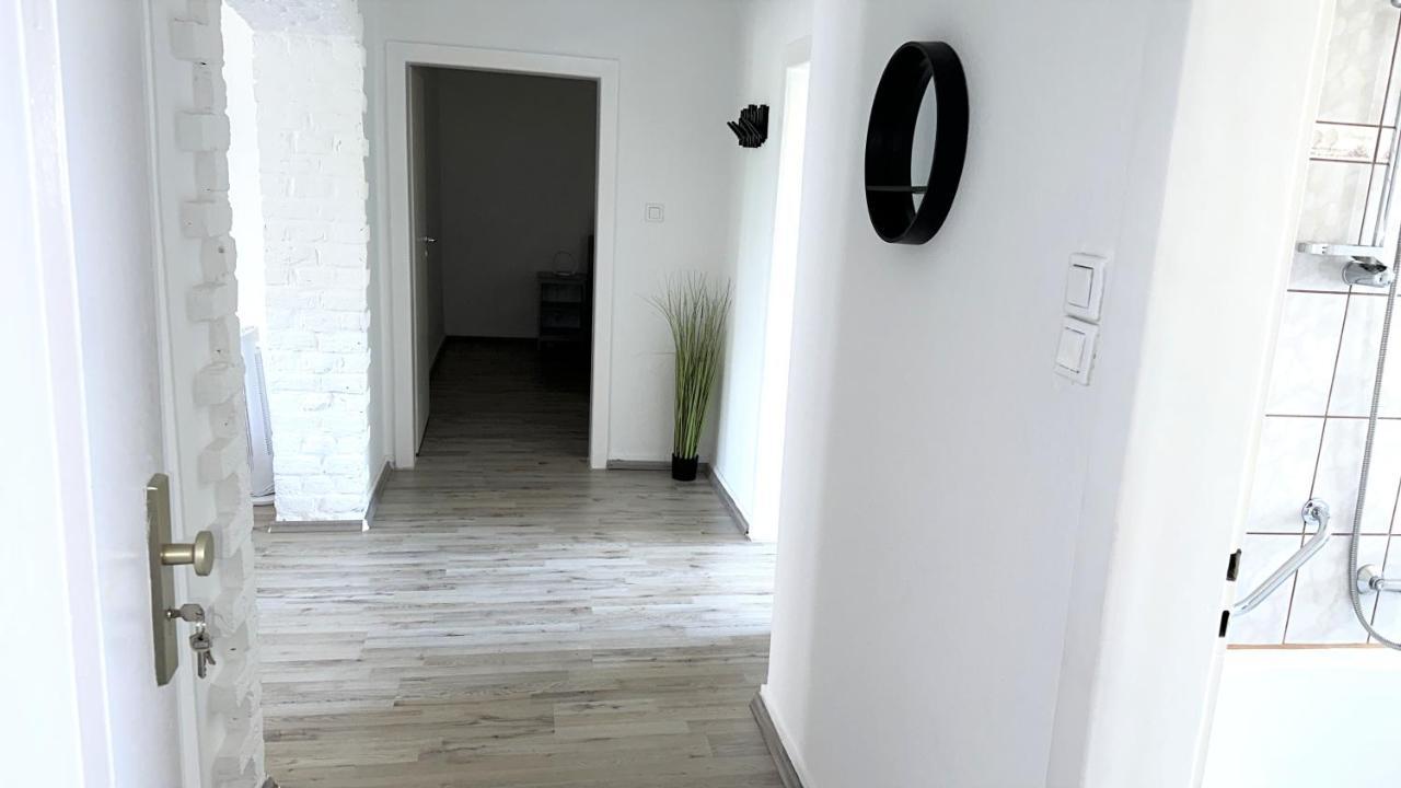 Theox Apartment No 8 - 90Qm Mit 2 Schlafzimmern Und 5 Betten Duisburg Exteriör bild